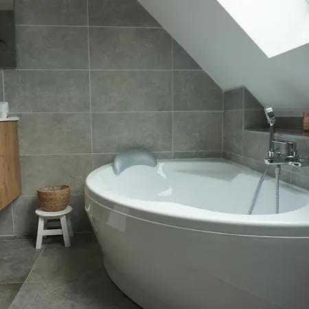 Entre Vignes Et Châteaux: Charming Family With Free Parking Holiday home *