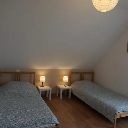 Entre Vignes Et Châteaux: Charming Family With Free Parking
